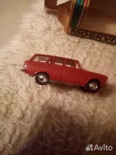 Модель машинки СССР москвич 427 номерной