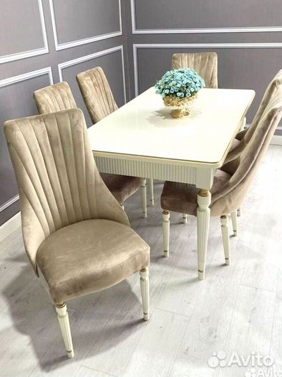 Столы и стулья