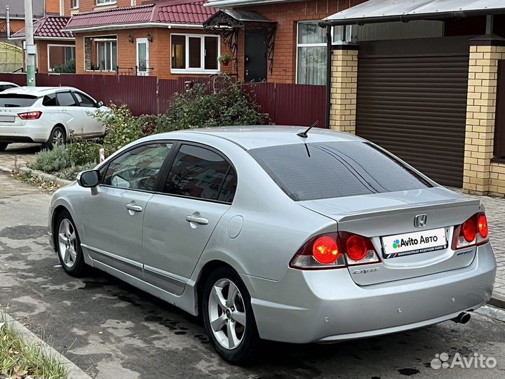 Honda Civic 1.3 CVT, 2008, 325 000 км