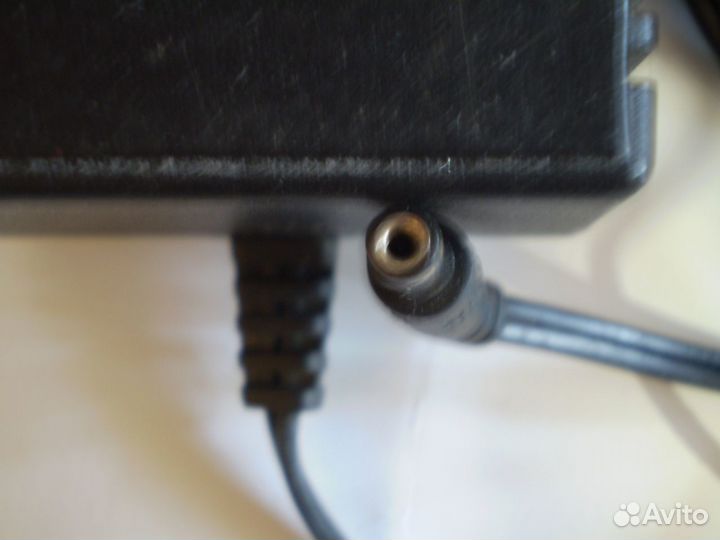 Блок питания 14.5v-1.5A