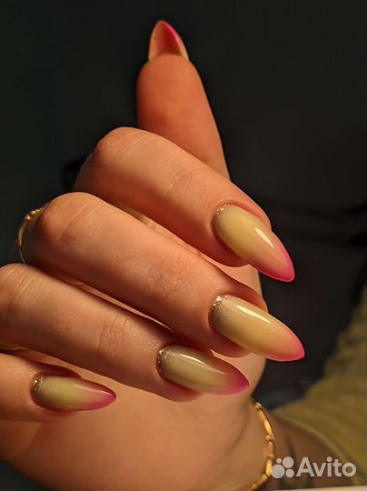 Маникюр / наращивание ногтей / педикюр