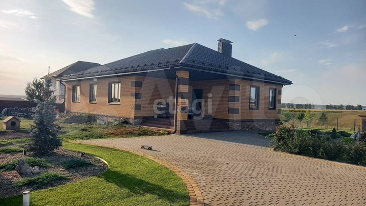 Дом 154 м² на участке 25 сот.