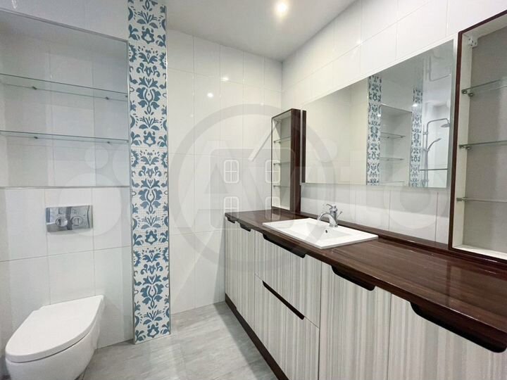 2-к. квартира, 80,7 м², 9/9 эт.