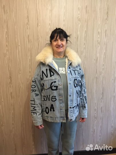 Модная джинсовая куртка оверсайз