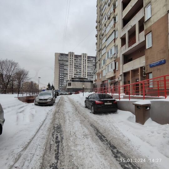 Торговая площадь, офис, шоурум, клиника, банк 172