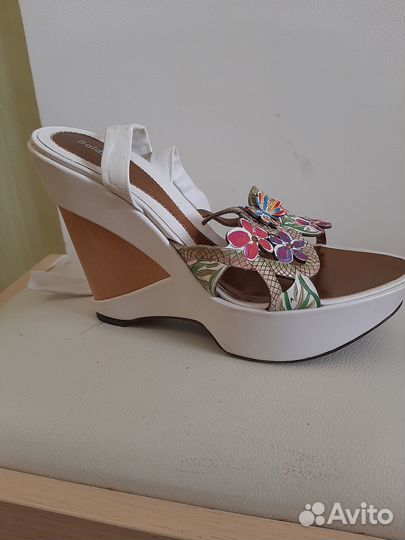 Босоножки женские 39 размер натуральная кожа