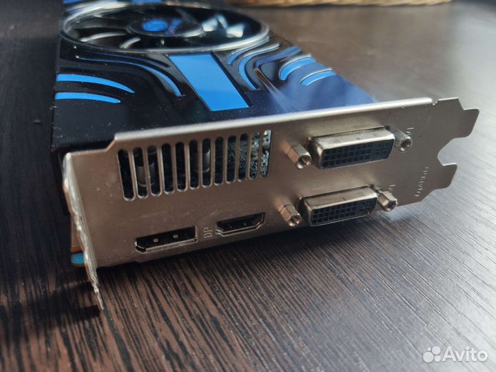 Видеокарта Sapphire Radeon HD5850 отл состояние