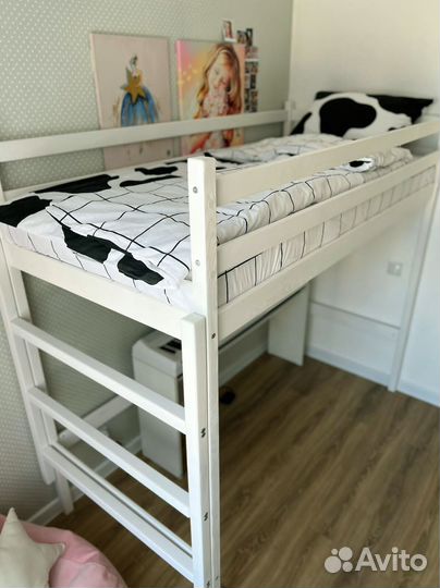 Кровать чердак деревянная