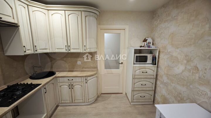 2-к. квартира, 55 м², 2/5 эт.