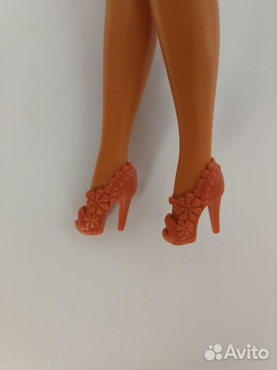Обувь Mattel для кукол Барби