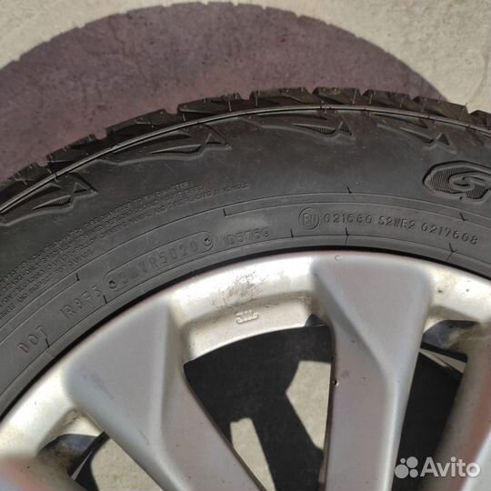 Dunlop Grandtrek AT5 225/65 R17