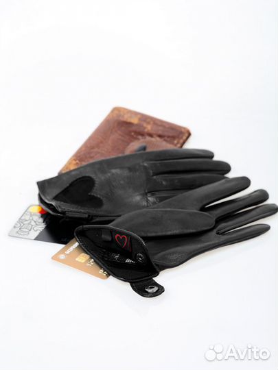 Кожаные перчатки 