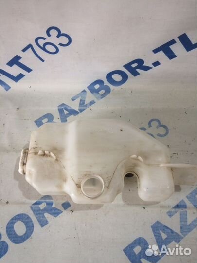 Бачок омывателя LADA vesta 1.6 седан