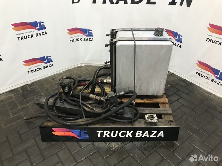 Бак гидравлический в сборе Volvo FM