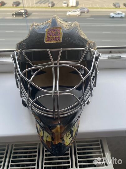 Вратарский шлем reebok
