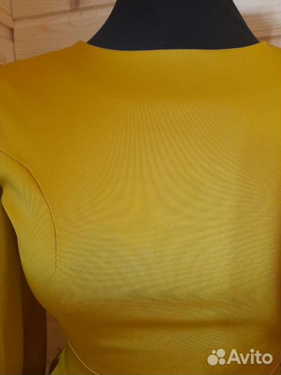 Золотое вечернее платье от Ulyana Sergeenko 40-42