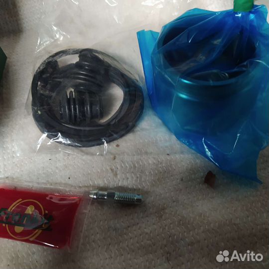 Ремкомплект суппорта с поршнем мицубиси