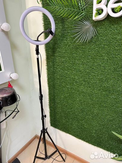 Лампа для визажиста