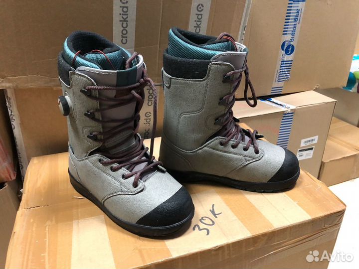 Ботинки для сноуборда Vans Implant