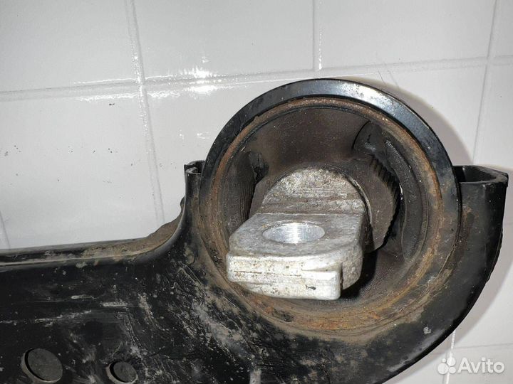 Рычаг задний правый Lexus RX 4 рест. GYL25 2021 4