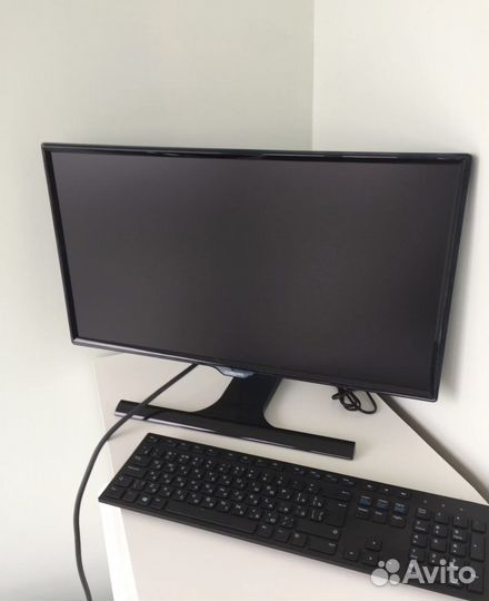 Монитор Samsung s24e390hl