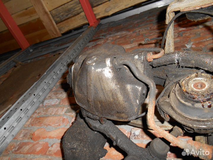 Редуктор рулевой Mercedes Benz W140