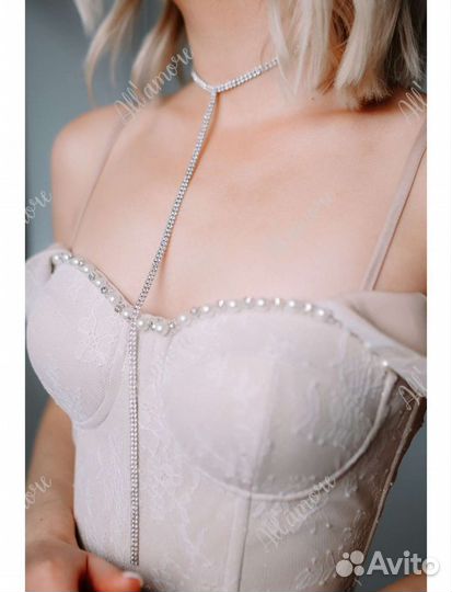 Чокер со стразами