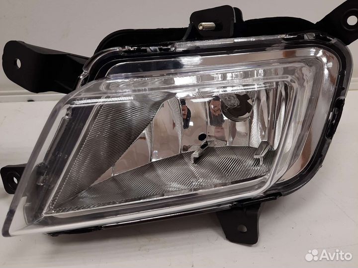 Противотуманная фара Kia rio 2 09-11