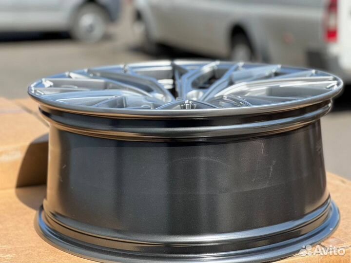 Диски 305Forged r18 flowforming 5x114.3