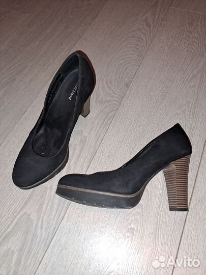 Туфли женские 38 размер черные замшевые