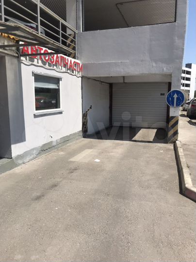 Машиноместо, 22 м²