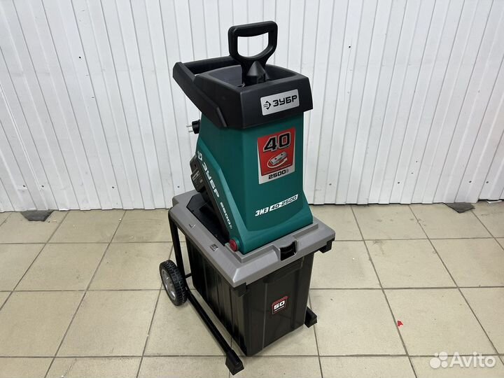 Измельчитель веток садовый