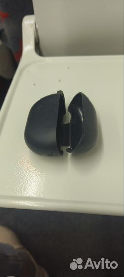 Продам кейс от huawei FreeBudsPro