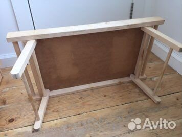 Поднос на ножках деревянный