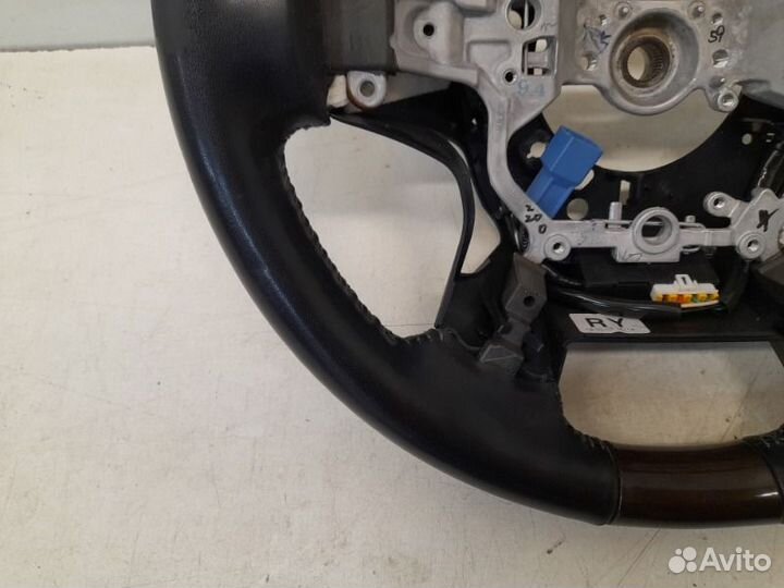 Руль Toyota Land Cruiser 200 2016-2021