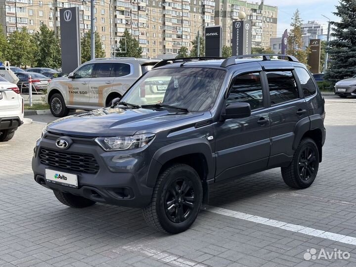 ВАЗ Niva Travel 1.7 МТ, 2022, 20 000 км