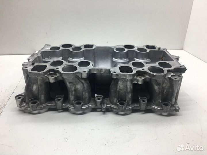 Коллектор впускной Nissan Cima GF50 VK45DE 2003