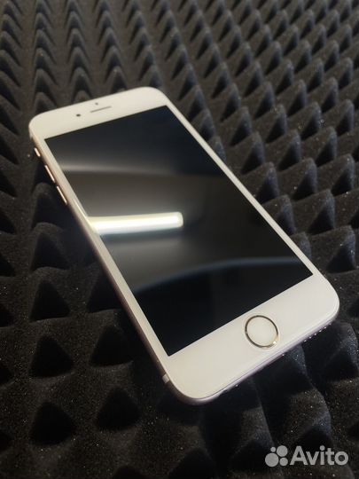 iPhone 6S, 32 ГБ