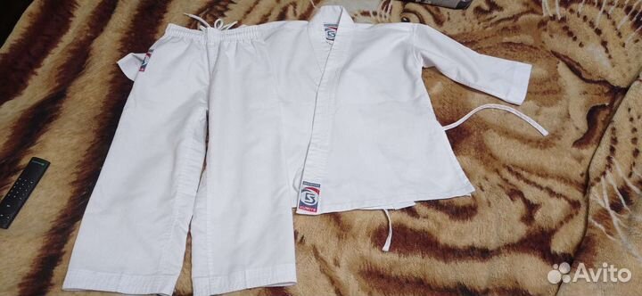 Кимоно для каратэ (кумитэ)