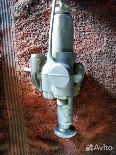 Насос ручной подкачки топлива икарус