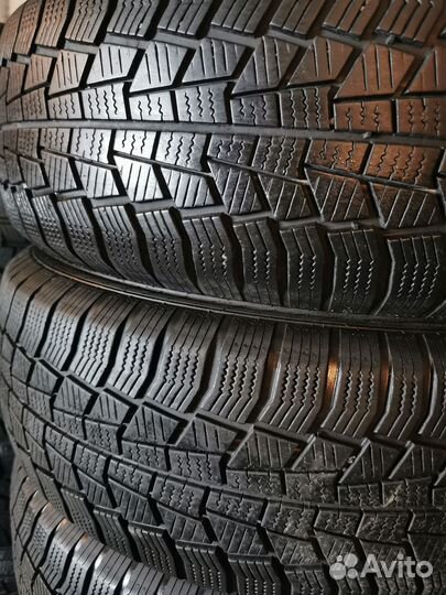 Nokian Tyres Hakkapeliitta R3 SUV 215/60 R17 100R