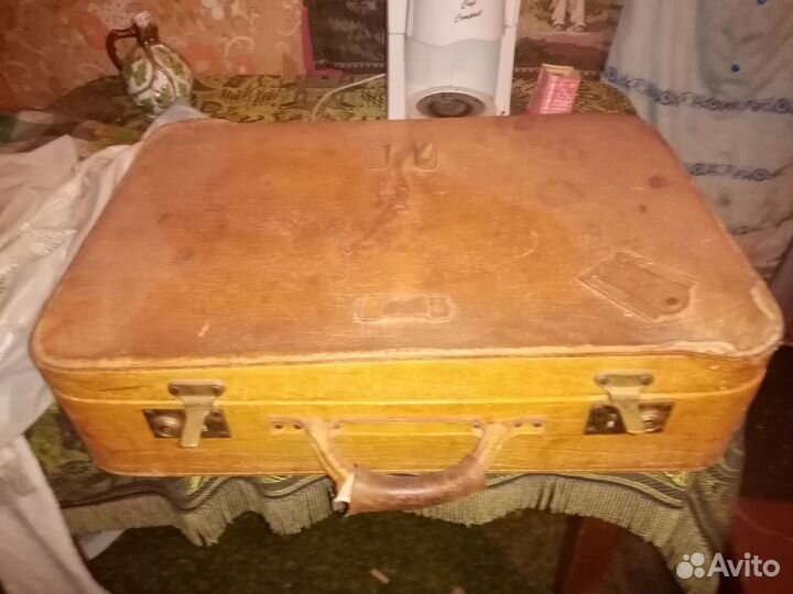 Чемодан б/у советский