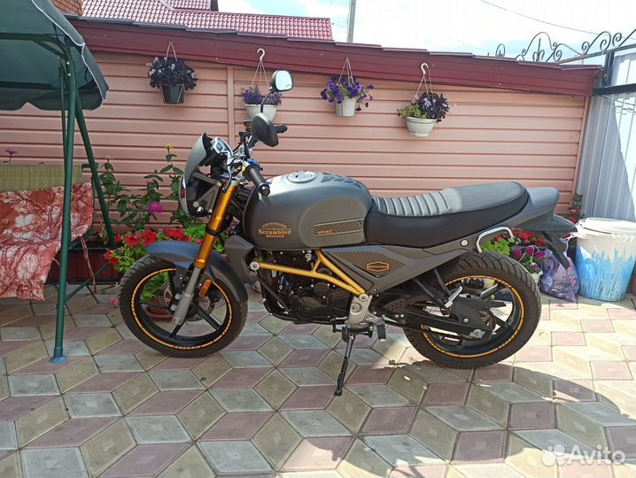 Мотоцикл Motoland scrambler 250