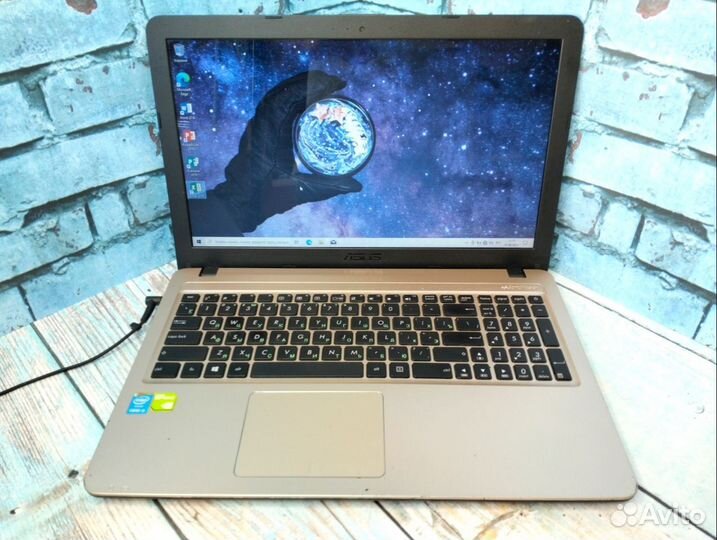 Мощный Asus X540L на i3/ GT 920m/ RAM 8/ SSD 256