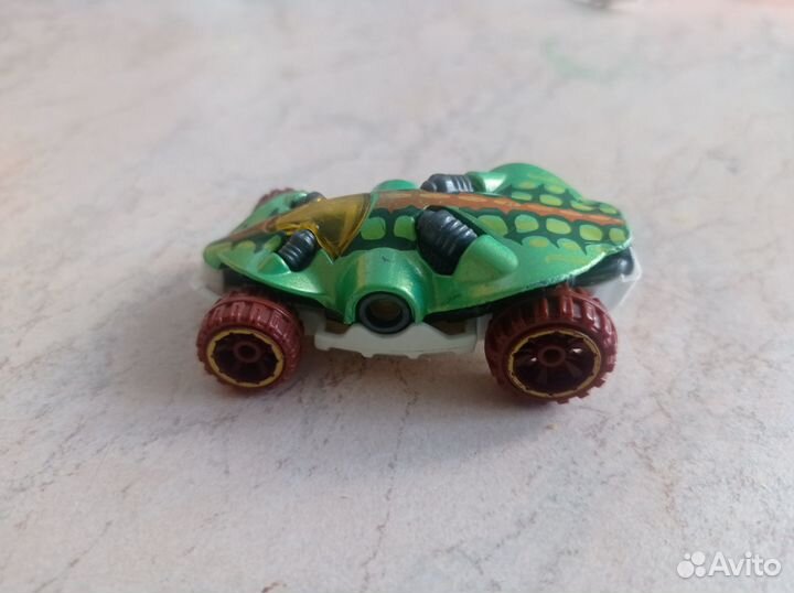 Hot wheels машинки