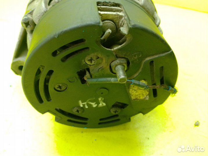 Генератор Volkswagen Passat B3 KR 1989