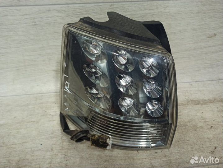 Фонарь задний левый Mitsubishi Outlander Xl 2007