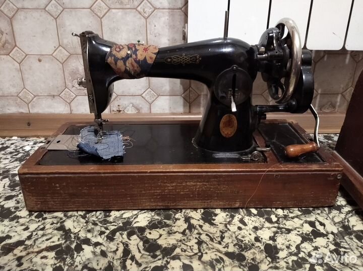 Швейная машинка подольская ручная