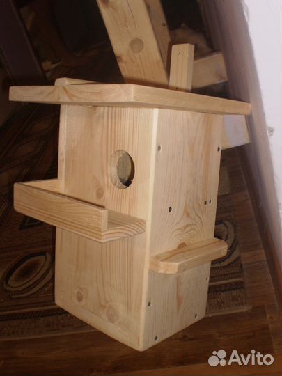 Скворечник, кормушка, бельчатник