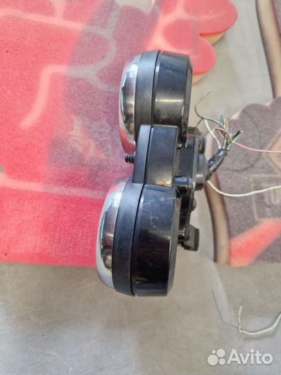 Приборная панель Kawasaki W650